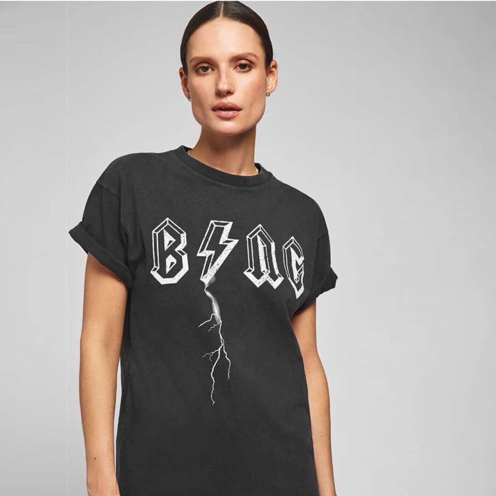 Anine Bing XS Tee, never worn - NEW